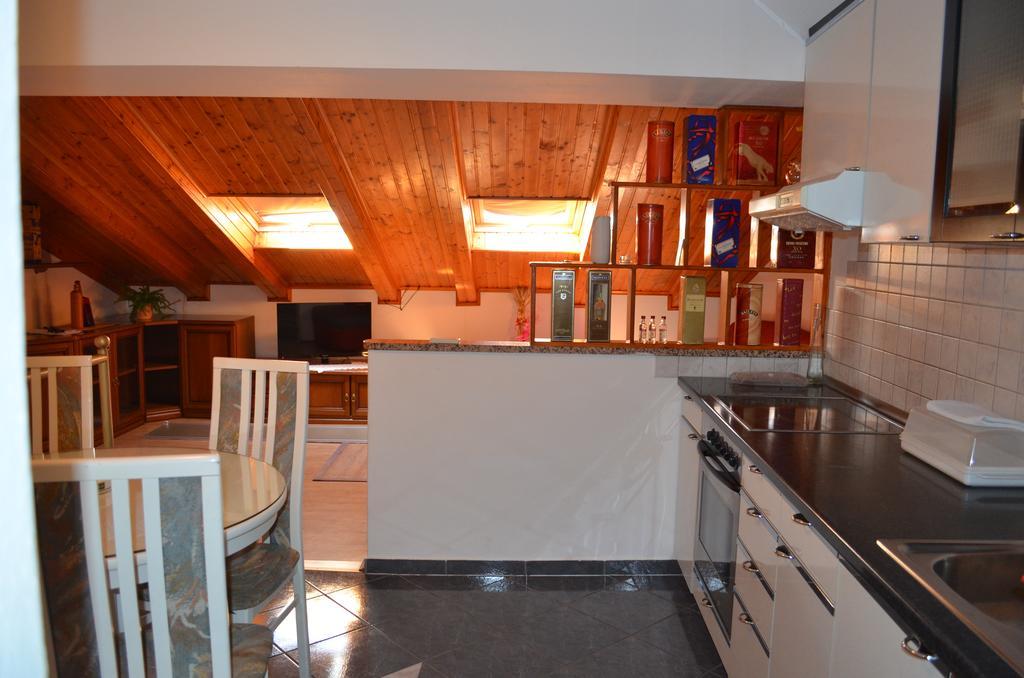 Borna Apartment *